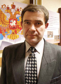 Начальник отдела по борьбе с правонарушениями в сфере потребительского рынка и исполнения административного законодательства УВД по Орловской области подполковник милиции Сергей Николаевич Кондрашов